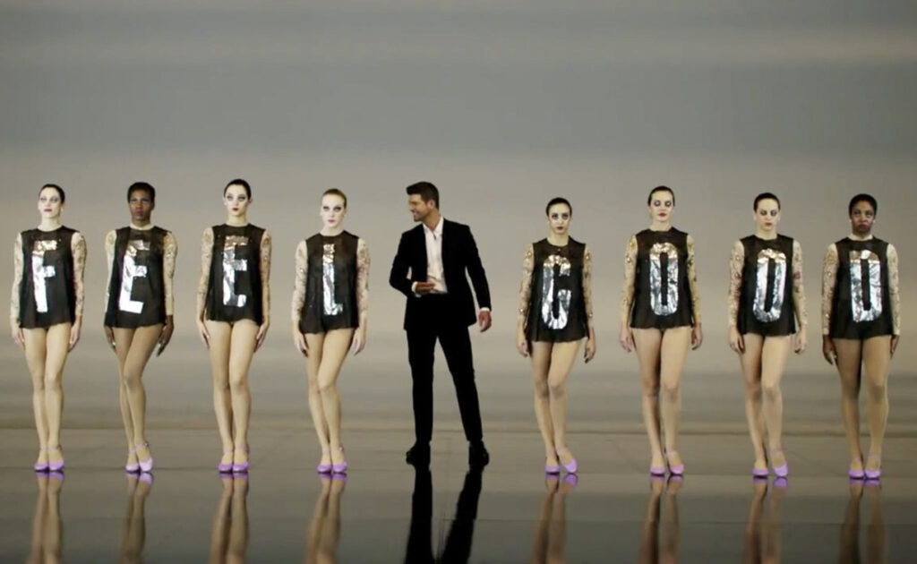 Six K - Artist - Ivy Jarrin - Performance