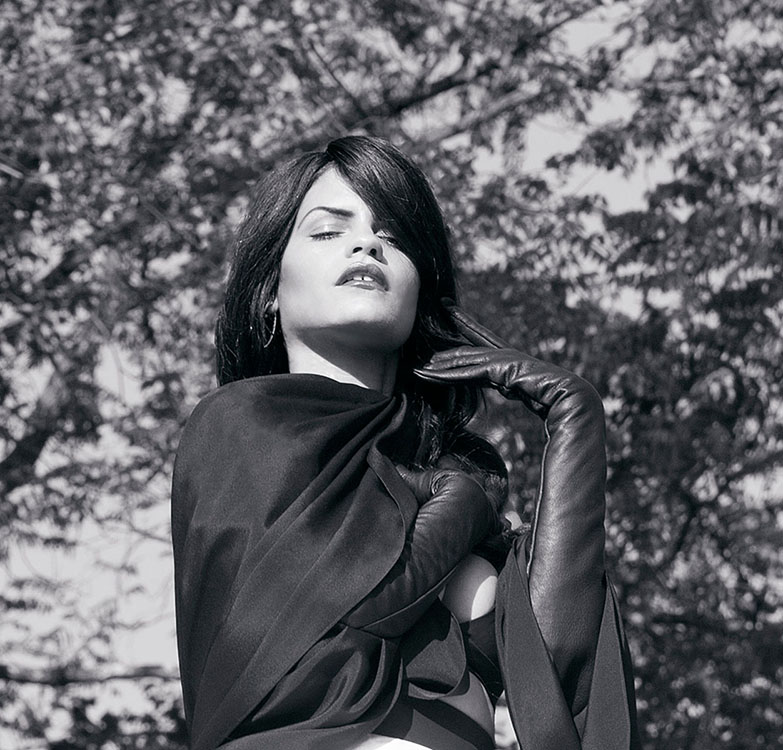 Six K - Artist - Lysa Cooper - Advertising