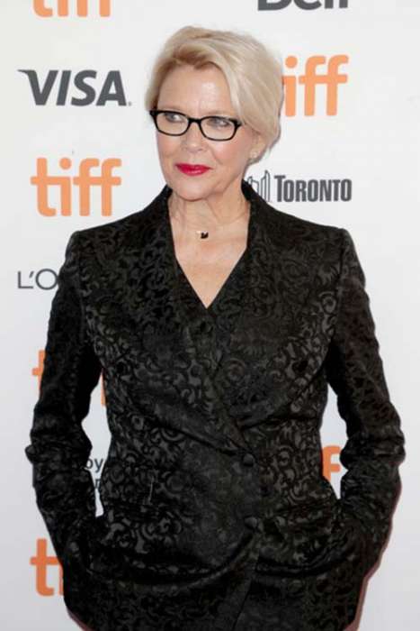 Six K - Artist - Melissa Walsh - Red Carpet