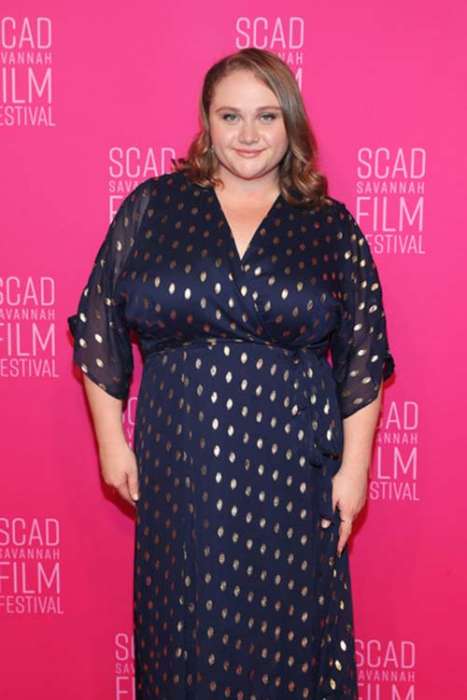 Six K - Artist - Melissa Walsh - Red Carpet