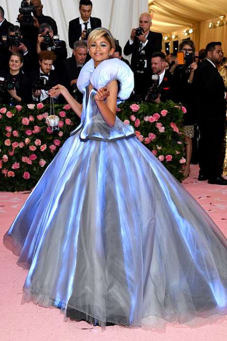Six K - Artist - Sheika Daley - Red Carpet